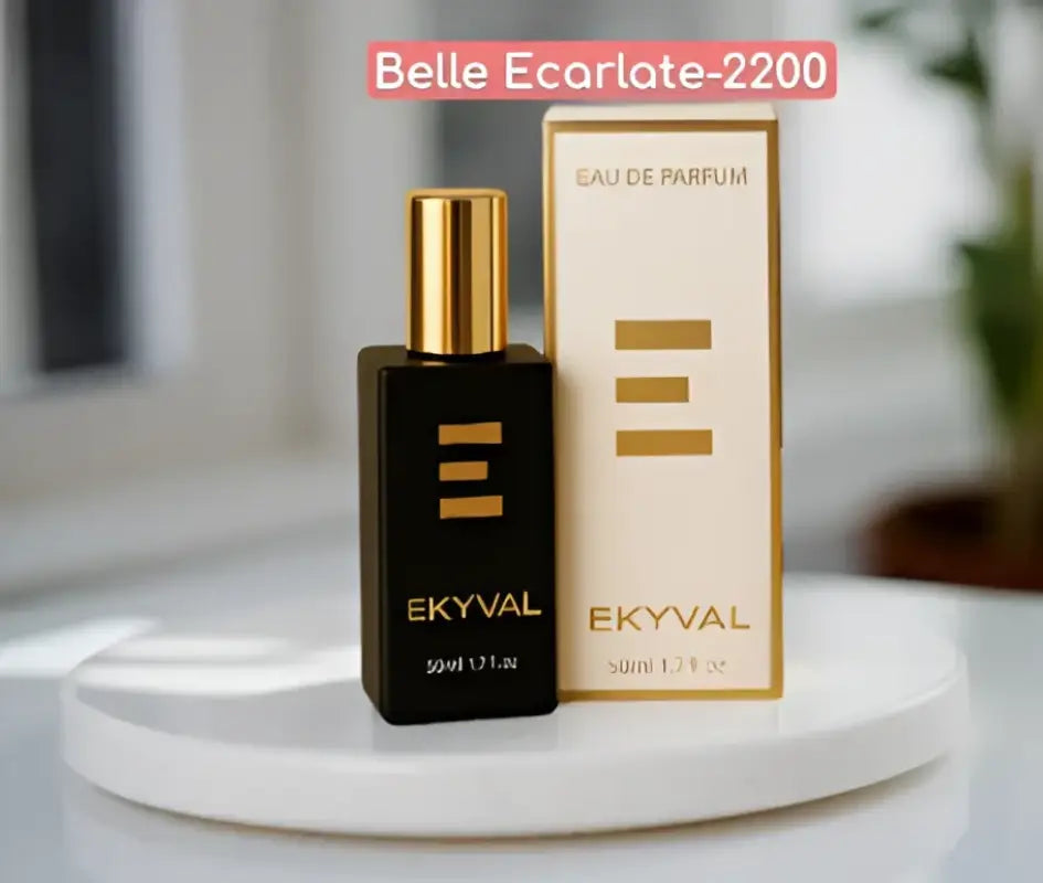 Perfume femenino Belle Écarlate 2200 inspirado en La Vie Est Belle de Lancôme, fragancia floral, dulce y romántica para mujeres auténticas.
ZAYROA.